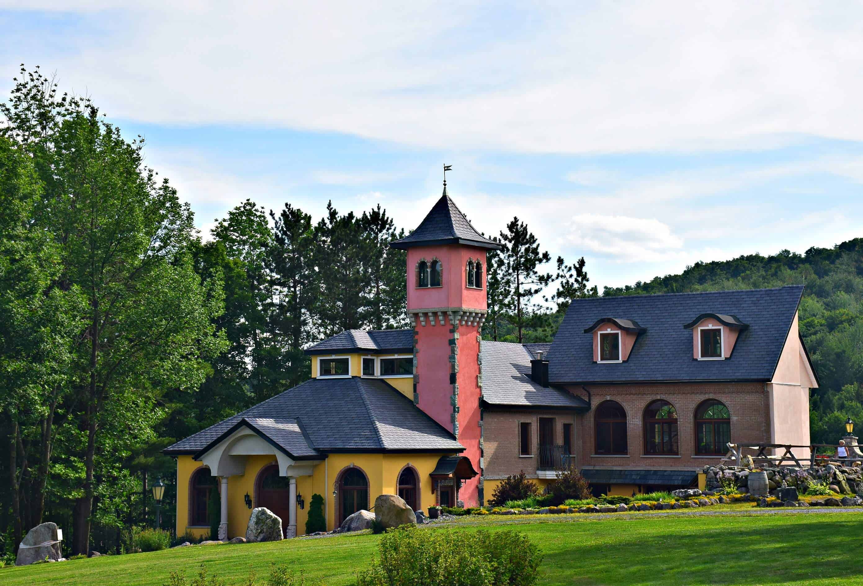 Chapelle Ste Agnes Vineyard, Quebec
